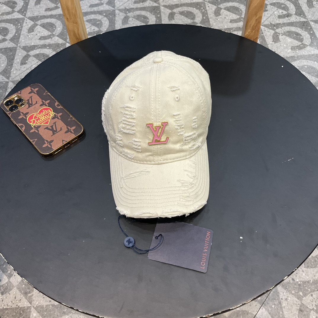 NO:201470,LV (Louis Vuitton) new original single-hole baseball cap, counter 1:1 open mold customization quality, base head circumference 57 adjustable. Hat fisherman hat baseball cap knit hat, hat, louis vuitton, louis vuitton, espadrilles, hats19860909LV(路易威登)新款原单破洞棒球帽,专柜1:1开模订制质量超赞,基础头围57 可调节.帽子渔夫帽棒球帽针织帽,帽子,louis vuitton,louis vuitton,espadrilles,hats,hat