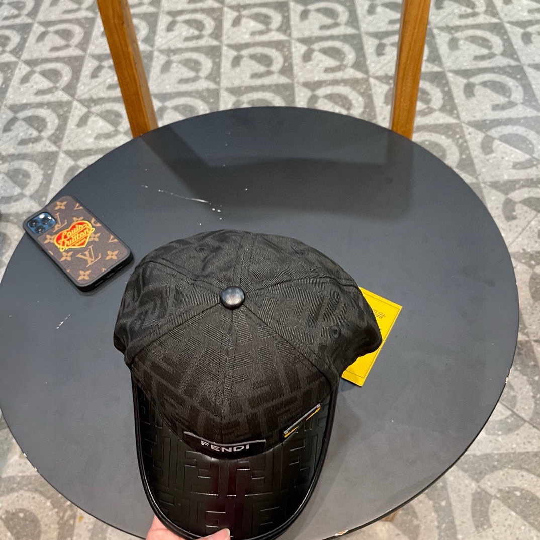FENDI Fendi, nueva gorra de béisbol, versión de compra por encargo. ¡Moda y tendencia, artesanía de alta gama…