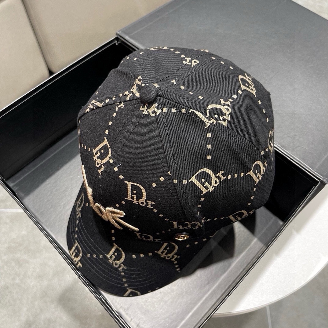 NO:202082,Dior baseball cap is beautiful, simple, atmospheric, fashionable, generous, low-key, luxurious sun protection, both fashionable and versatile, and you are worthy of it!  Adjustable size!  Hat fisherman hat baseball hat knit hat, hat, dior, dior, espadrilles, hats19860909Dior迪奥棒球帽美美哒简约大气时尚大方低调奢华防晒,时尚两不误,百搭款亲,赶紧入手吧你值得拥有！可调节大小！帽子渔夫帽棒球帽针织帽,帽子,dior,dior,espadrilles,hats,hat