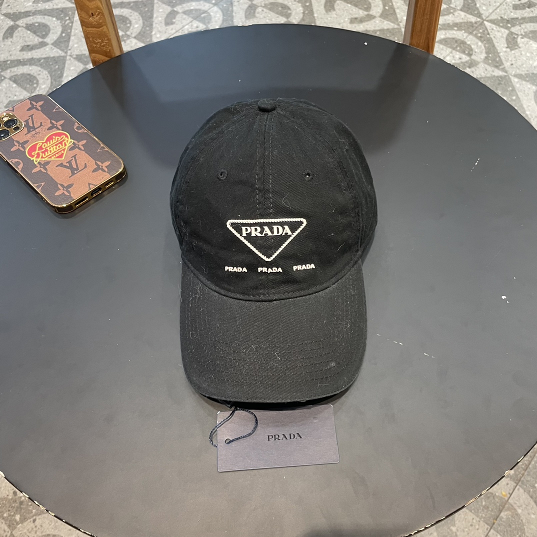 NO:202029,[Prada] New spring and summer big-name baseball caps, big-name models are super easy to match, buy them quickly!  Hat fisherman hat baseball hat knit hat, hat, prada, espadrilles, hats19860909【普拉达】春夏新款大牌棒球帽,大牌款超好搭配,赶紧入手！帽子渔夫帽棒球帽针织帽,帽子,prada,espadrilles,hats,hat