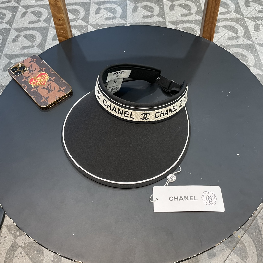 NO:201978,【CHANEL Chanel】New summer rhinestone light luxury empty top hat, temperament style heavy industry versatile style ~ Hat fisherman hat baseball hat knit hat, hat, chanel, chanel, espadrilles, hats19860909【CHANEL香奈儿】夏季新款水钻轻奢款空顶帽,气质款 重工百搭款～帽子渔夫帽棒球帽针织帽,帽子,chanel,chanel,espadrilles,hats,hat