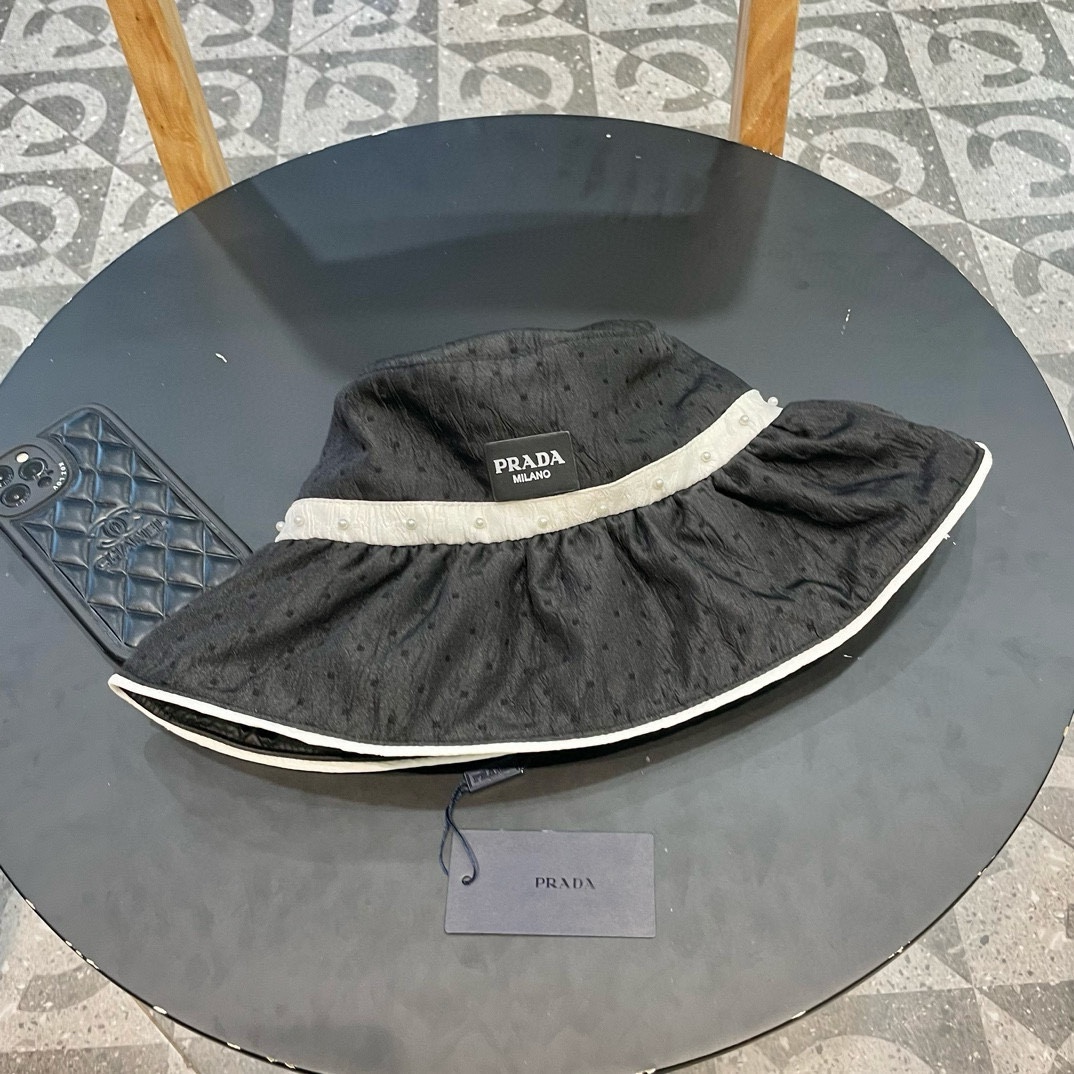 NO:202047,Prada Prada VVC sun protection hat women's ultraviolet full face sun hat sun hat summer hat empty top hat summer new hat fisherman hat baseball hat knit hat, hat, prada, prada, espadrilles, hats19860909Prada普拉达VVC防晒帽女防紫外线全脸遮阳帽太阳帽子夏帽空顶帽夏新款帽子渔夫帽棒球帽针织帽,帽子,prada,prada,espadrilles,hats,hat