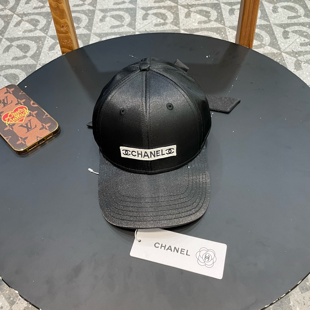 NO:202978,Chanel Chanel new silk satin hat women's spring and summer fashion sun strap baseball hat couple baseball cap Korean style versatile hat fisherman hat baseball cap knit hat, hat, chanel, chanel, espadrilles, silk fabric, hats19860909Chanel 香奈儿新款丝绸缎面帽子女春夏天时尚遮阳绑带棒球帽情侣鸭舌帽韩版百搭帽子渔夫帽棒球帽针织帽,帽子,chanel,chanel,espadrilles,silk fabric,hats,hat