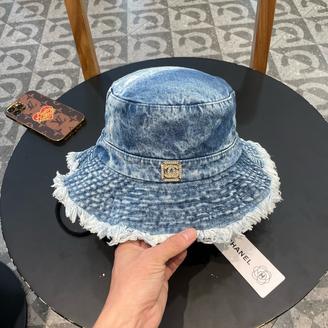 NO:203851,Chanel Chanel new style hair-washed cowboy fisherman hat autumn and winter face-showing small hat men blue retro old basin hat fisherman hat baseball hat knit hat, hat, chanel, chanel, espadrilles, hats19860909香奈儿Chanel新款磨毛水洗牛仔渔夫帽秋冬显脸小帽子男士蓝色复古做旧盆帽帽子渔夫帽棒球帽针织帽,帽子,chanel,chanel,espadrilles,hats,hat
