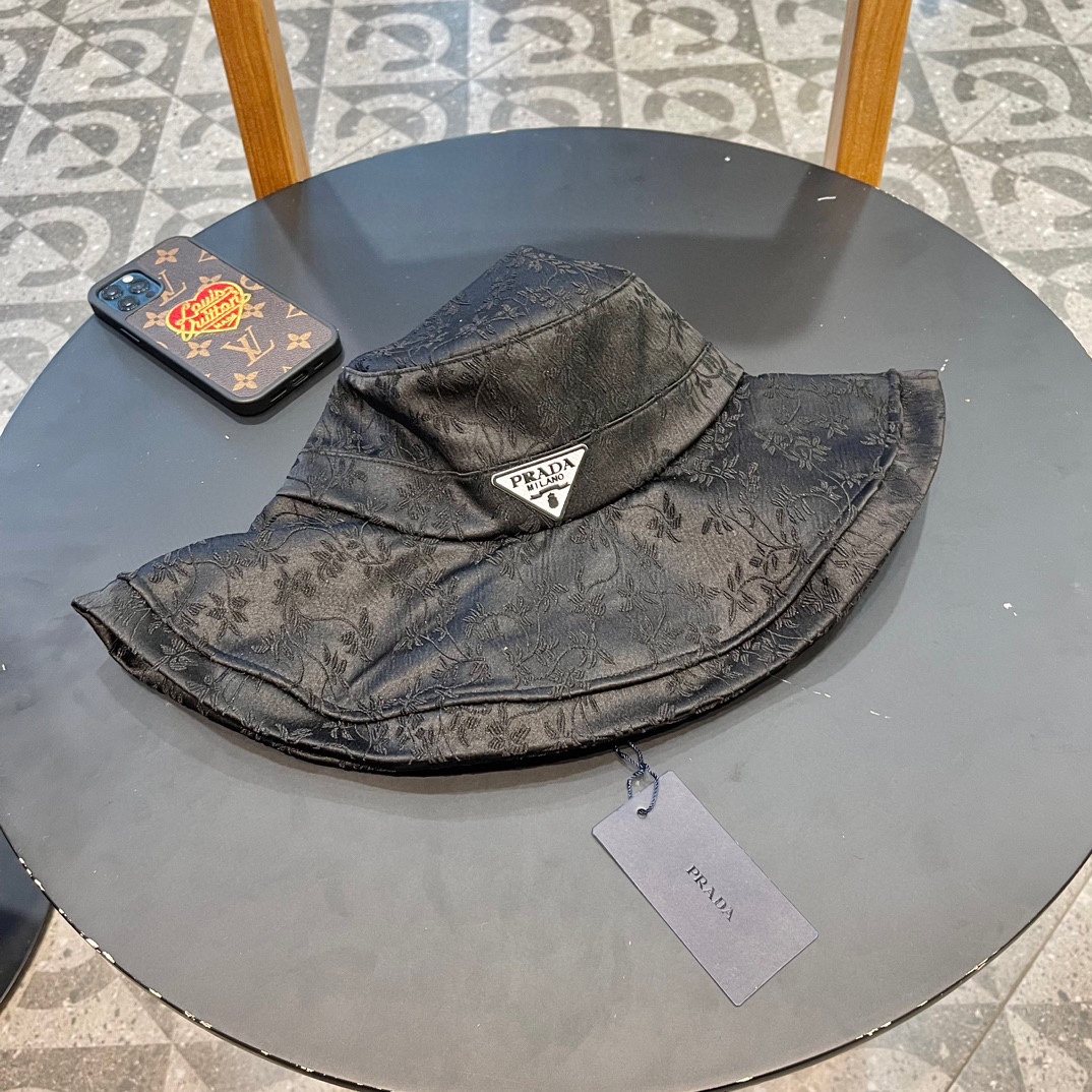 NO:204408,Prada Prada sun protection coating fisherman hat thin and portable sun protection hat UV sun protection large hat brim pleated large hat brim all-round sun protection foldable hat fisherman hat baseball hat knit hat, hat, prada, prada, espadrilles, hats19860909Prada普拉达防晒涂层渔夫帽轻薄便携 防晒帽防紫外线遮阳大帽檐 百褶大帽檐全方位防晒 可折叠帽子渔夫帽棒球帽针织帽,帽子,prada,prada,espadrilles,hats,hat