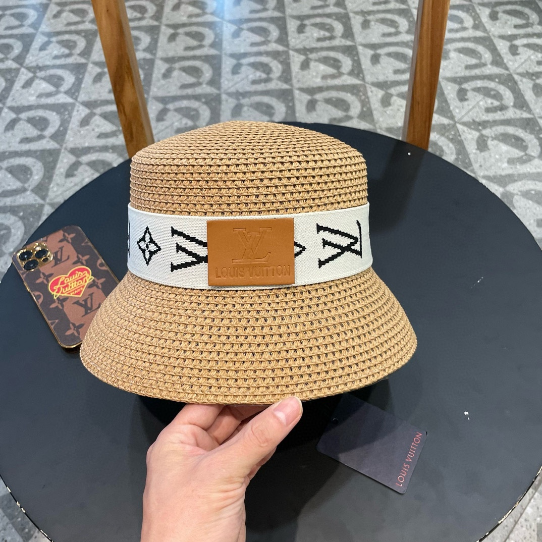 NO:204579,LV Louis Vuitton's new straw woven bucket hat sunshade big brim straw hat beach style, simple and elegant, versatile item ~ the first choice when going out, the new hat shape is super beautiful, must wear a hat when going out, fisherman's hat baseball hat knit hat, hat, louis vuitton, louis vuitton, espadrilles, espadrilles, hats19860909LV 路易威登新款草编桶帽遮阳大帽檐草帽沙滩风格,简约大方,百搭单品～外出首选,新款帽型超美腻,出门必带帽子渔夫帽棒球帽针织帽,帽子,louis vuitton,louis vuitton,espadrilles,espadrilles,hats,hat