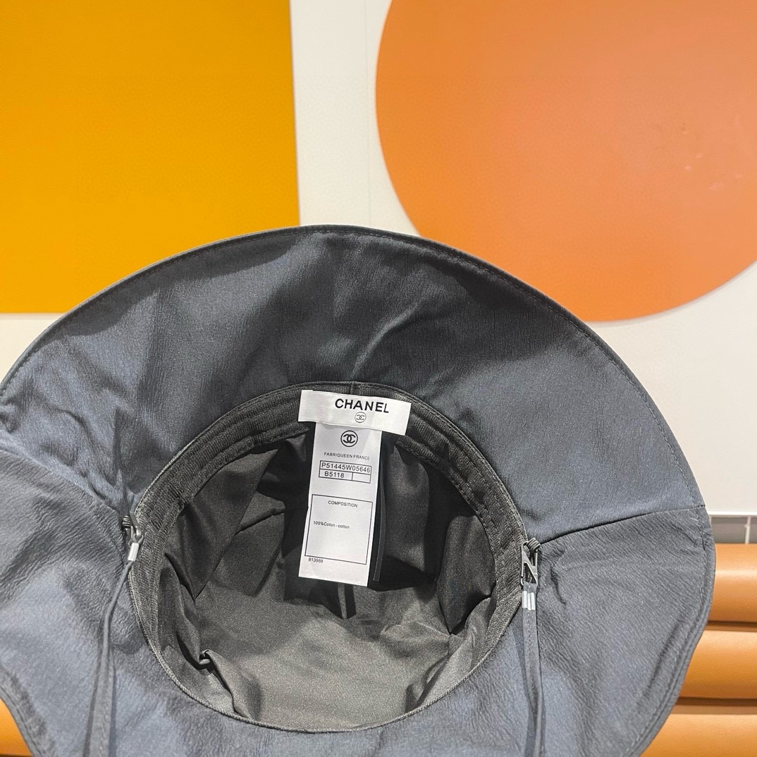 NO:204575,Chanel Chanel - new autumn and winter fisherman hat, classic small fragrance style, hand grab hat, head circumference 57cm hat fisherman hat baseball hat knit hat, hat, chanel, chanel, espadrilles, hats19860909香奈儿Chanel-秋冬新款渔夫帽,经典小香风,手抓帽,头围57cm帽子渔夫帽棒球帽针织帽,帽子,chanel,chanel,espadrilles,hats,hat