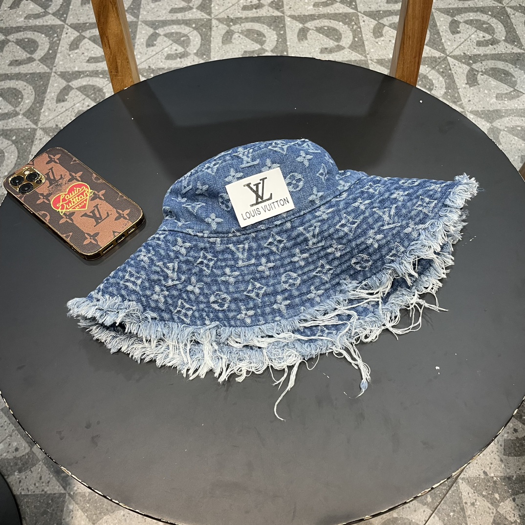 NO:204381,【LV Louis Vuitton】New tassel-edged denim fisherman hat, big brands are shipped simultaneously~Summer street delivery single product hat Fisherman hat Baseball hat Knit hat, hat, louis vuitton, louis vuitton, espadrilles,hats19860909【LV路易威登】新款流苏边牛仔渔夫帽,大牌同步出货～夏季出街单品帽子渔夫帽棒球帽针织帽,帽子,louis vuitton,louis vuitton,espadrilles,hats,hat