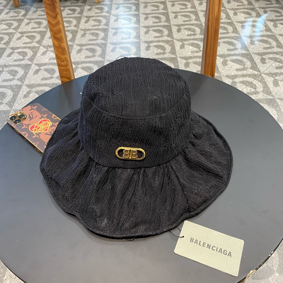 NO:205233,Running volume. Balenciaga new fisherman hat, craft fabric design sense, fisherman hat, baseball hat, knit hat, hat, balenciaga, espadrilles, hats19860909跑量.巴黎世家新款渔夫帽 工艺面料设计感满满帽子渔夫帽棒球帽针织帽,帽子,balenciaga,espadrilles,hats,hat