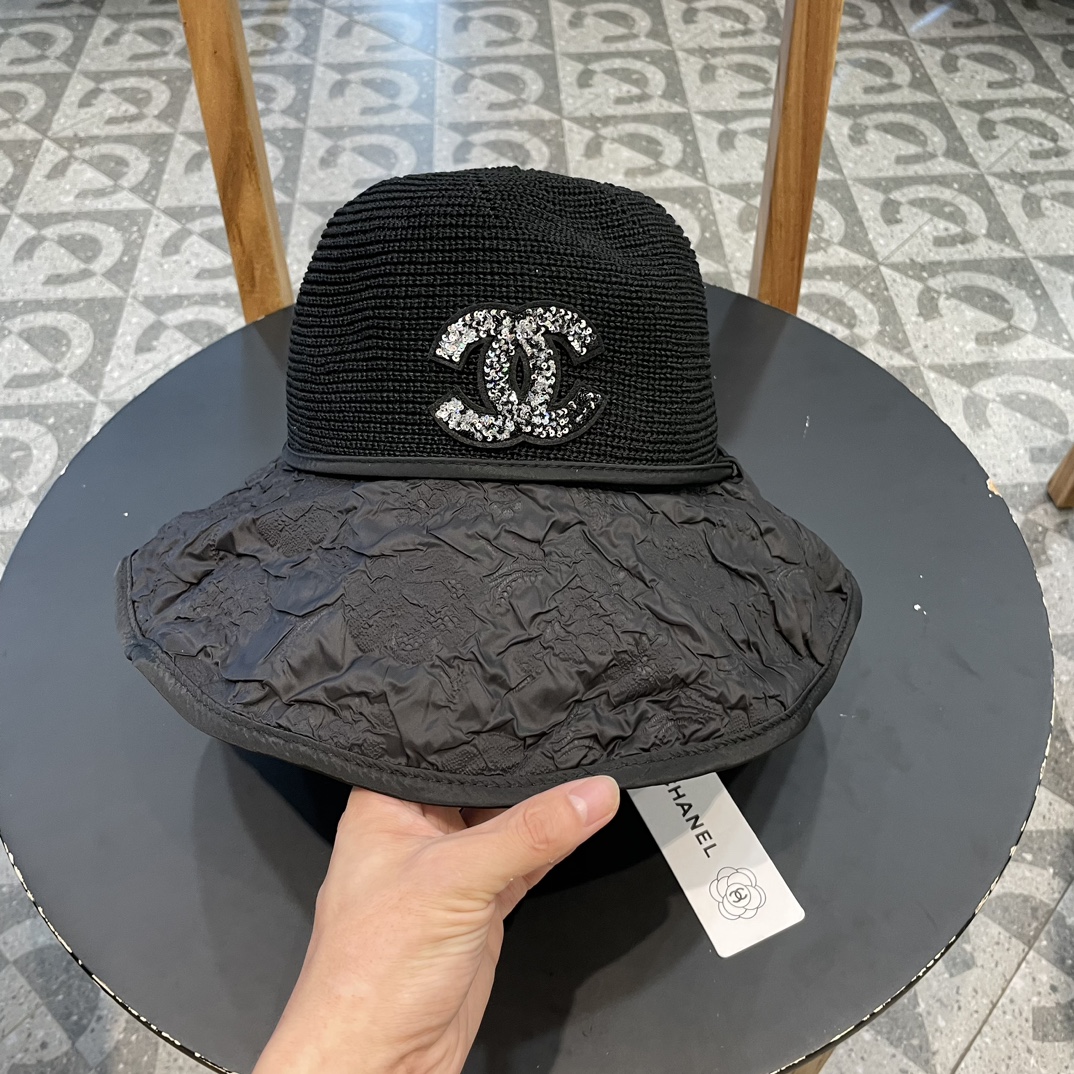 NO:205759,Chanel summer new style fisherman hat women's large brim vinyl UV sun hat beach travel windproof sun hat fisherman hat baseball hat knit hat, hat, chanel, espadrilles, hats19860909Chanel夏季新款渔夫帽女大檐黑胶防紫外线遮阳帽海边出游防风太阳帽帽子渔夫帽棒球帽针织帽,帽子,chanel,espadrilles,hats,hat