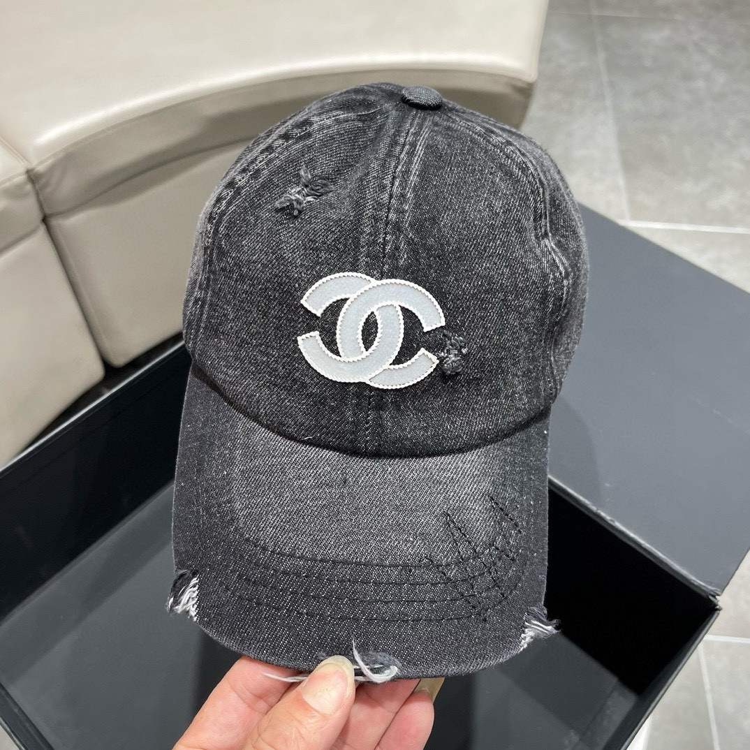 【Chanel】 Sombrero de béisbol de algodón roto nuevo 2023, salida de nuevo modelo, estilo de gran marca, combina muy bien…