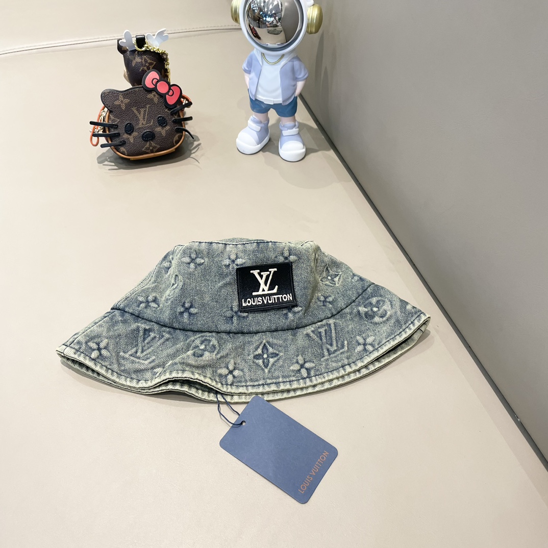 NO:207237,LV Louis Vuitton Duyang Cowboy Fisherman's Hat, a classic classic must-have when going out, very showing off small hat, straw hat, fisherman's hat, baseball hat, hat, louis vuitton, louis vuitton, espadrilles, hats19860909LV路易威登度阳牛仔渔夫帽,非常经典的经典出门必备,非常显脸小帽子草帽渔夫帽棒球帽,帽子,louis vuitton,louis vuitton,espadrilles,hats,hat