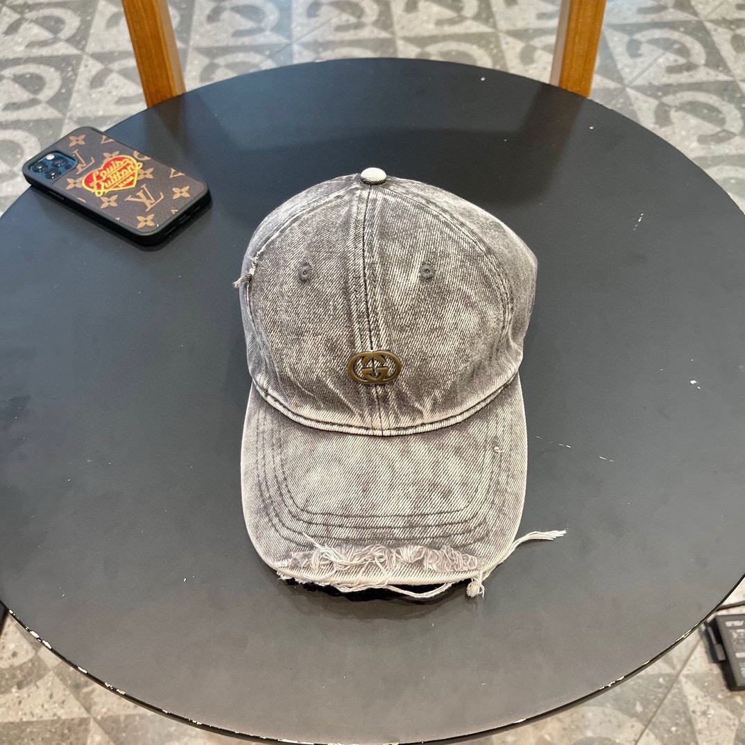 NO:207874,GUCCI Gucci Simple ripped baseball cap, very trendy!  Casual sports style, classic production, super easy to wear clothes!  Hat Straw Hat Fisherman Hat Baseball Hat, Hats, Gucci, espadrilles, hats19860909GUCCI古奇 简约破洞棒球帽,很潮！休闲运动款,经典制作,超级好搭衣服！帽子草帽渔夫帽棒球帽,帽子,gucci,espadrilles,hats,hat