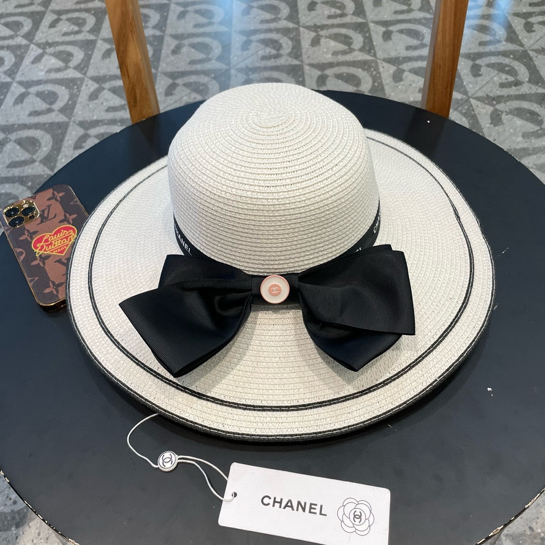 NO:207671,Ch@nel Chanel's new big brim straw hat with a sweet fairy style, can be folded at will, not easily deformed, practical and versatile style for travel!  Japanese carefully identified grass, super large hat brim, sunshade effect reaches 90!  A little fairy must enter!  Hat Straw Hat Fisherman Hat Baseball Hat, Hats, Chanel, espadrilles, hats19860909Ch@nel香奈儿新款大帽檐草帽 甜美仙女风,可随意折叠,不易变形,出游实用百搭款！ 日本细辨草,超大帽檐,遮阳效果达90！ 小仙女必入！帽子草帽渔夫帽棒球帽,帽子,chanel,espadrilles,hats,hat