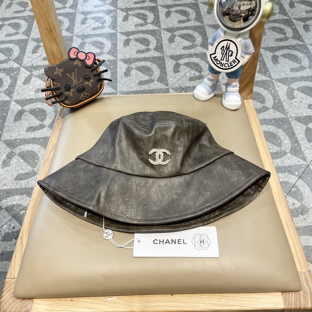 Sombrero de cubo Chanel estilo japonés de PU, pesado, de moda, versátil, para otoño e invierno, elegante y que afina la…