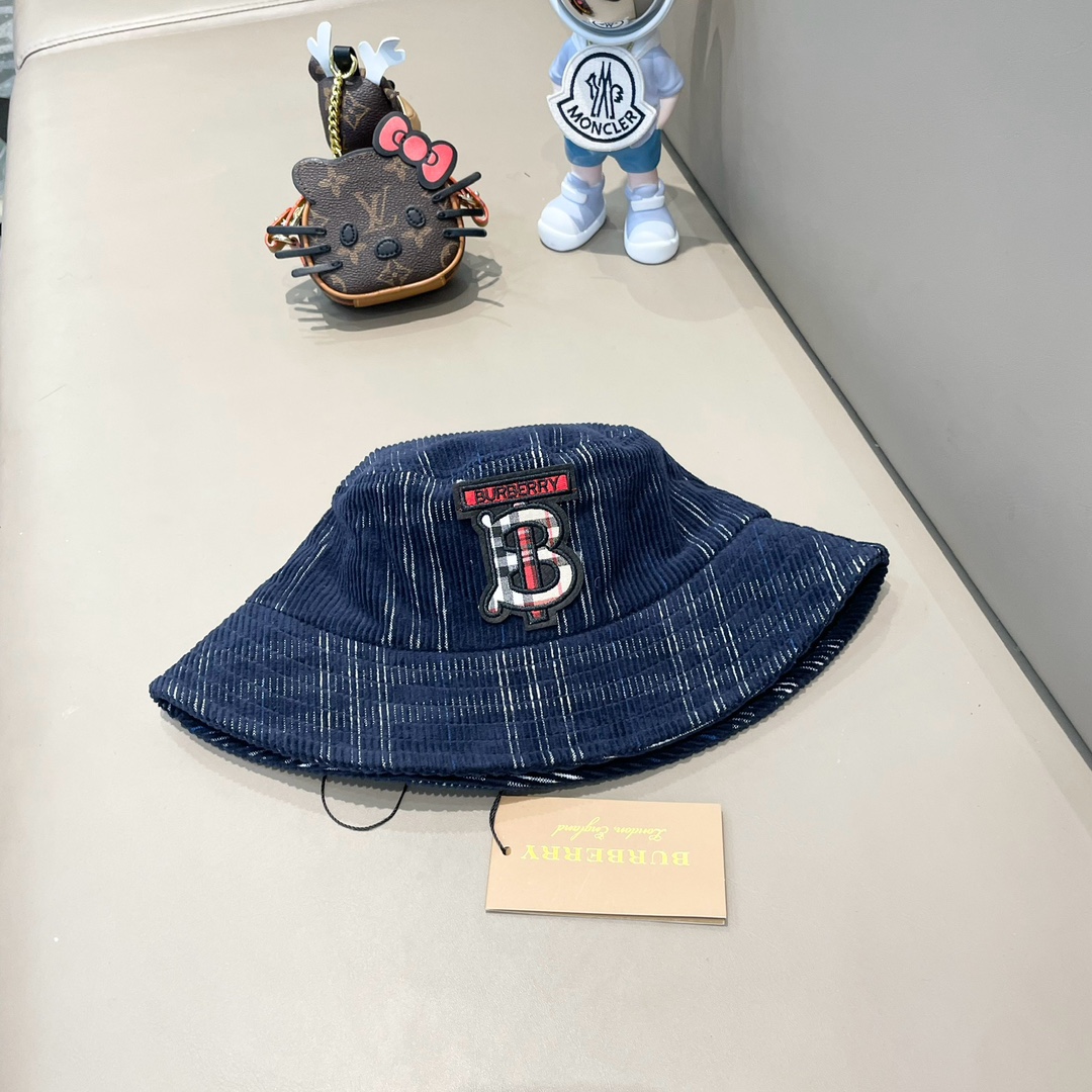 Burberry plaid bucket hat, unisex bucket hat, head circumference about 57cm