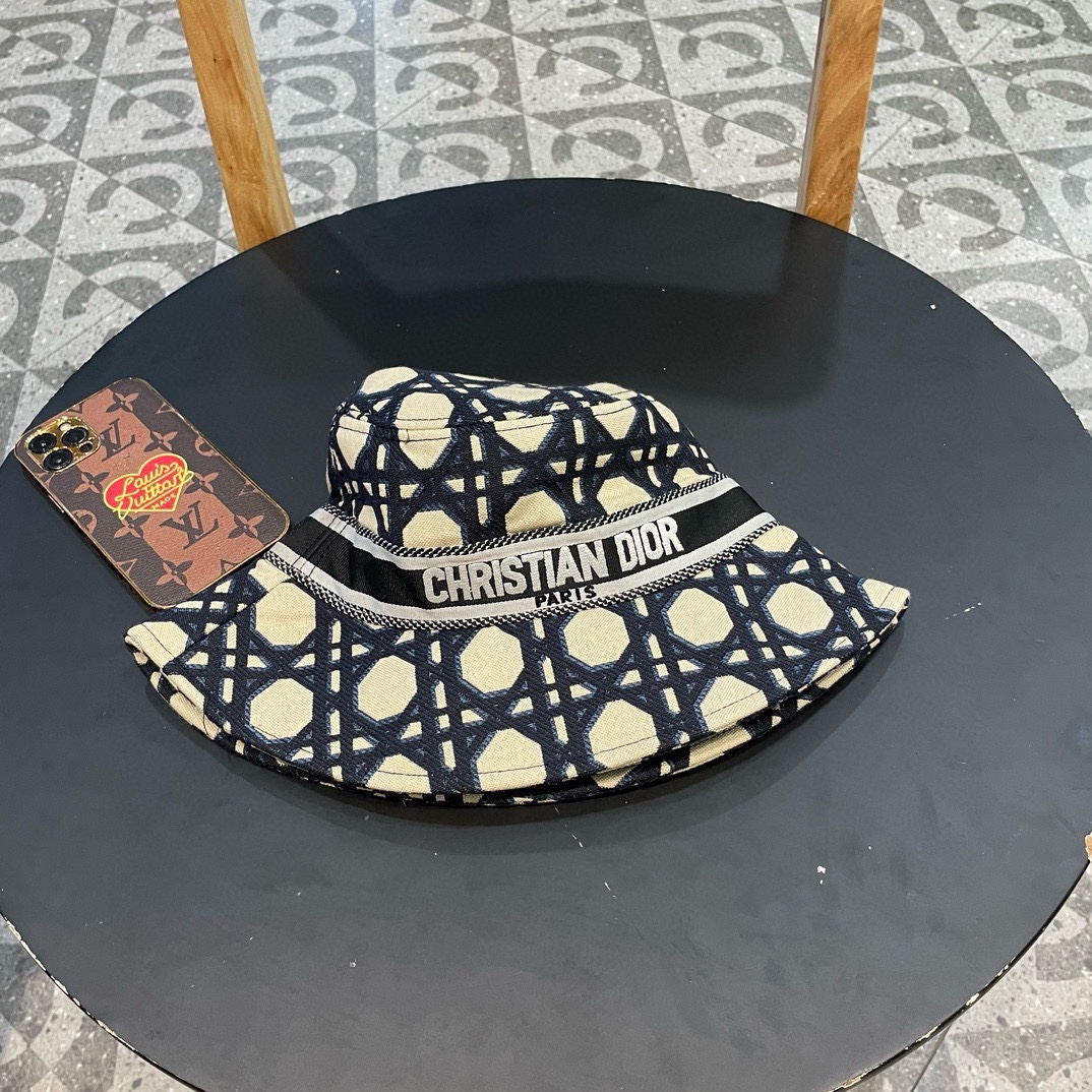 NO:209661,Dior new product Dior fisherman hat, ab airport look, quality purchasing version, a fisherman hat hat, straw hat, fisherman hat baseball hat, hat, dior, dior, espadrilles, hats19860909Dior迪奥新品迪奥渔夫帽,ab机场look,质量代购版本,适合日常穿搭的一款渔夫帽帽子草帽渔夫帽棒球帽,帽子,dior,dior,espadrilles,hats,hat