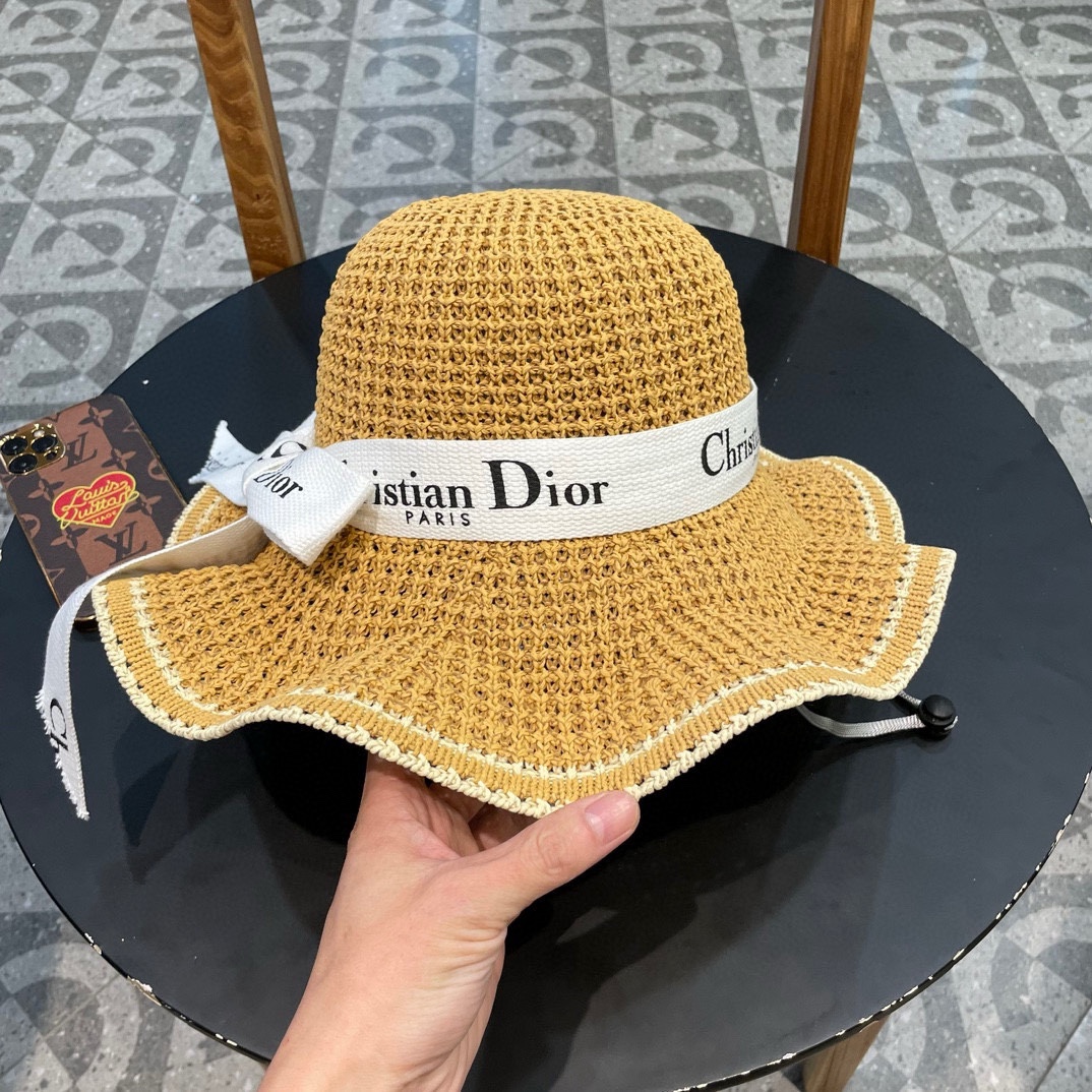 NO:210863,DIOR new spring and summer outdoor large brim sun protection hat travel vacation UV beach hat sun hat girl hat straw hat fisherman hat baseball hat, hat, dior, dior, espadrilles, hats19860909DIOR迪奥 春夏季新款户外大檐防晒帽子旅游度假防紫外线沙滩帽遮阳帽女帽子草帽渔夫帽棒球帽,帽子,dior,dior,espadrilles,hats,hat
