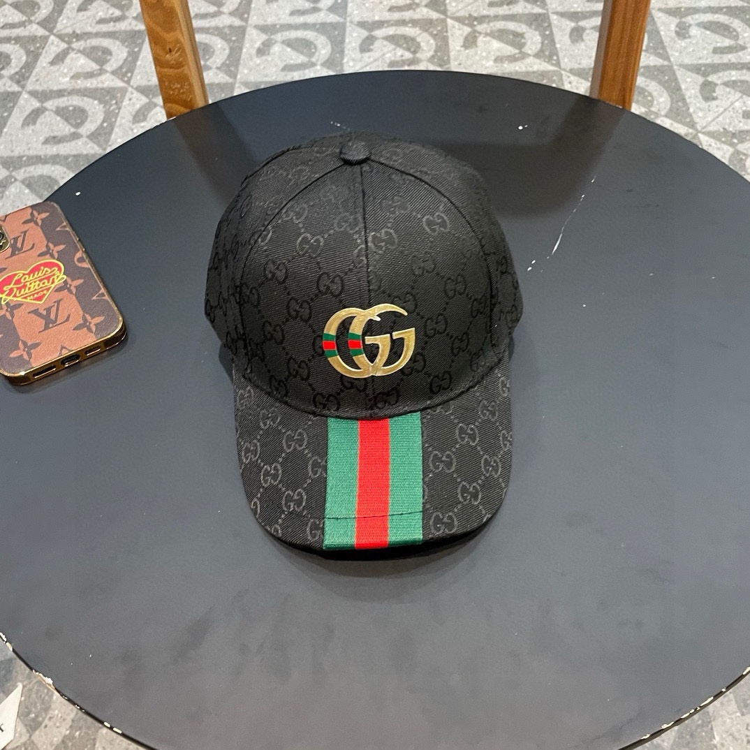 NO:210811,Gucci (Guci) original single baseball cap, gold-plated double G, 1:1 open mold customization, the highest version, original canvas   top layer cowhide, pure cotton inner lining, light and breathable, real shot!  Be the most beautiful boy in the crowd, you are the ones!  Basic head circumference 56, patch adjustable. Hat Straw Hat Fisherman's Hat Baseball Hat, Hats, Gucci, espadrilles, cowhide, hats19860909Gucci(古奇)原单棒球帽,烫金双G,1:1开模订制,最高版本,原版帆布料 头层牛皮,纯棉内里,轻盈透气,实物拍摄！做人群中最靓的仔,非你莫属！基础头围56,贴片可调节.帽子草帽渔夫帽棒球帽,帽子,gucci,espadrilles,cowhide,hats,hat