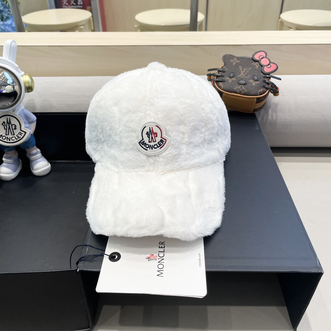 NO:210599,The masked beige classic simple corduroy baseball cap men's autumn and winter warm baseball cap women's hat straw hat fisherman's hat baseball cap, hat, Moncler, espadrilles, hats19860909蒙口米色经典简约灯芯绒鸭舌帽男士秋冬季保暖棒球帽子女帽子草帽渔夫帽棒球帽,帽子,Moncler,espadrilles,hats,hat