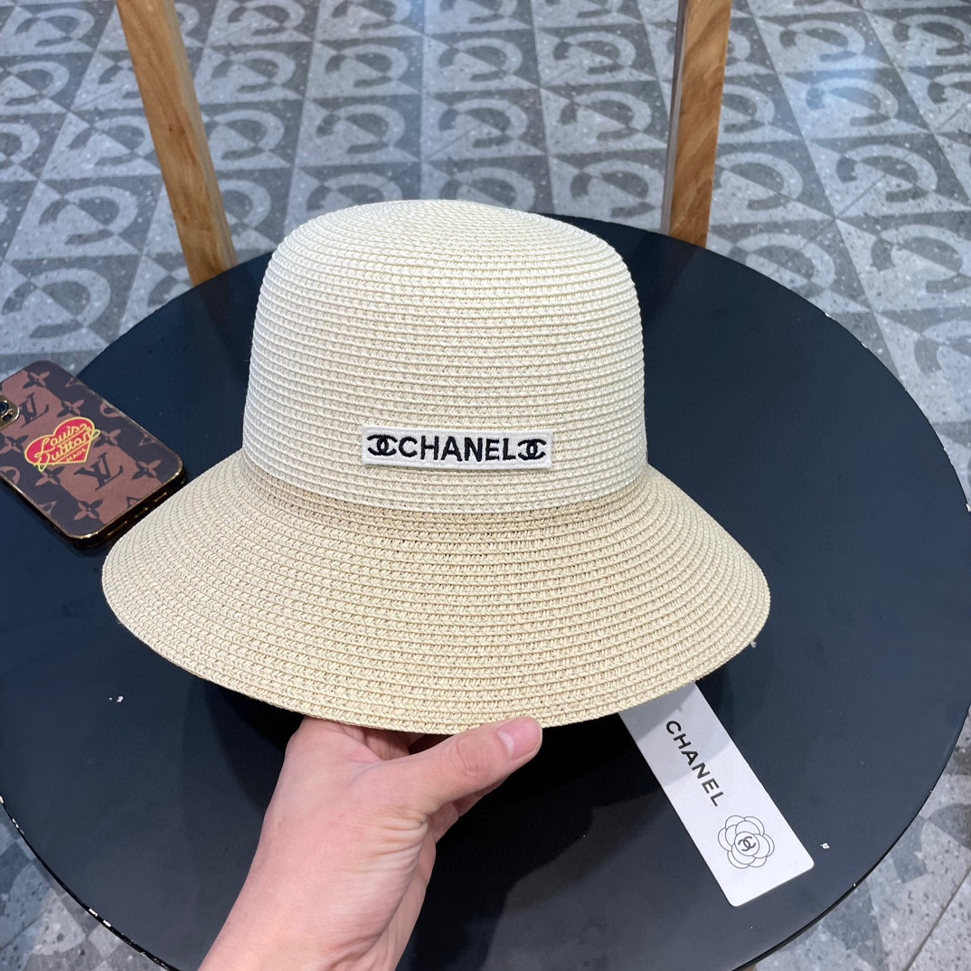 【Chanel香奈儿】2024新款编织草帽，度假休闲必备，优雅大方的一款