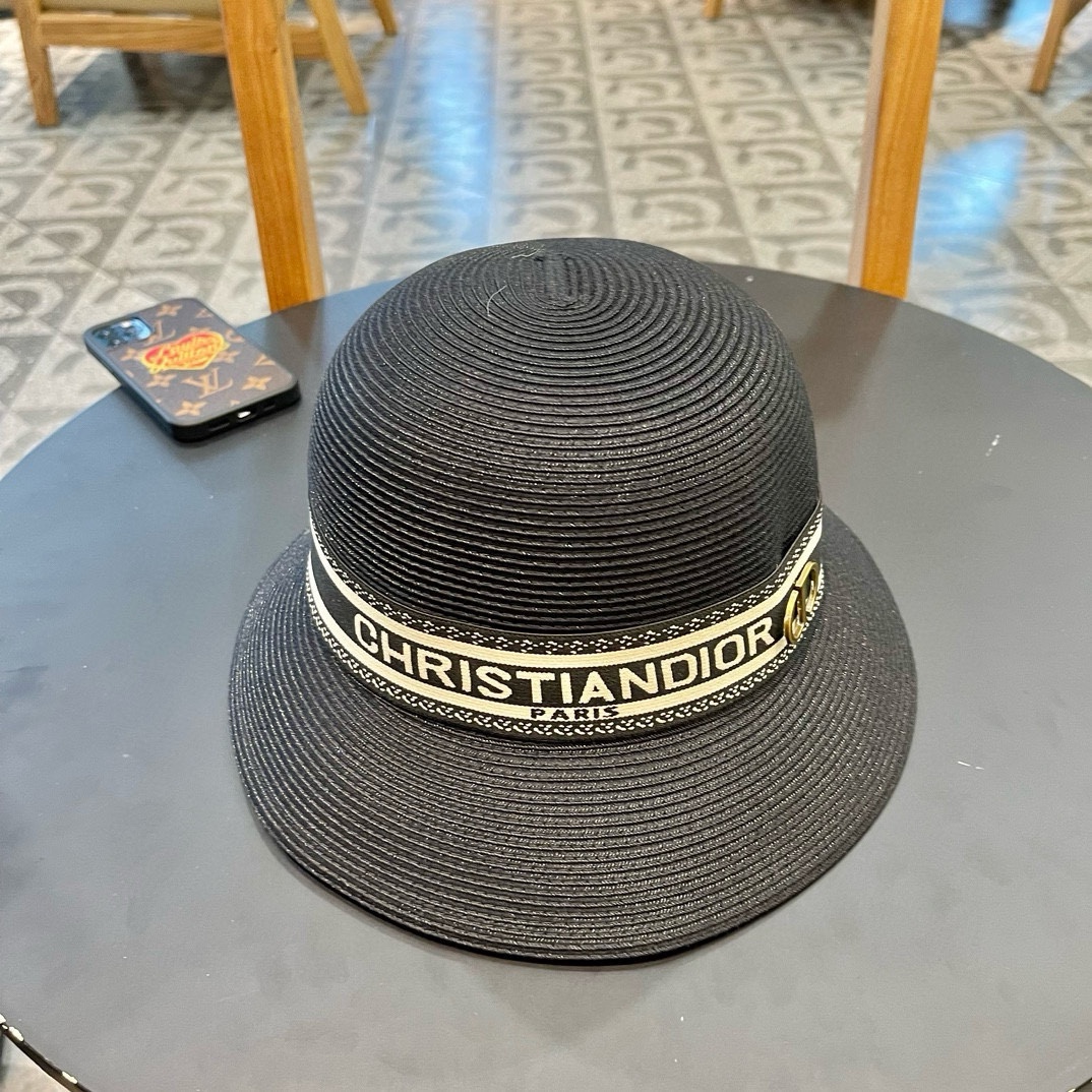 【DIOR迪奥】Sombrero de paja de ala ancha nuevo 2024 🤩 estilo playero, simple y elegante, ¡accesorio versátil! Primera opc…