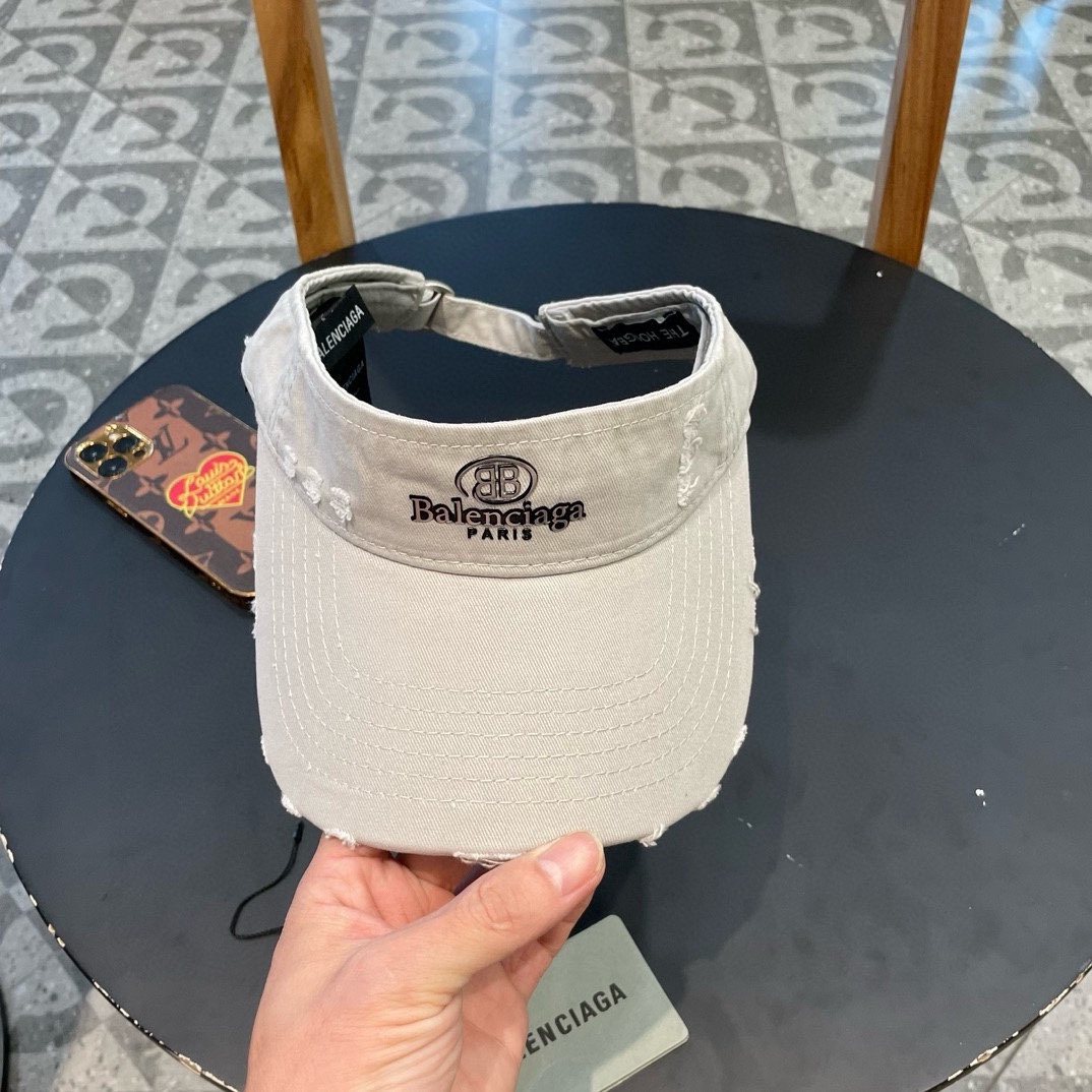 NO:210969,Balenciaga scheming small broken edge empty top hat, simple and fashionable, color-blocking logo high-end, minimalist style, and enhance the style... Hats, straw hats, fisherman hats, baseball hats, hats, balenciaga, espadrilles, hats19860909巴黎世家心机小破边空顶帽 简洁很显时尚 拼色logo高档 演绎极简风特色 令格调随之提升…帽子草帽渔夫帽棒球帽,帽子,balenciaga,espadrilles,hats,hat