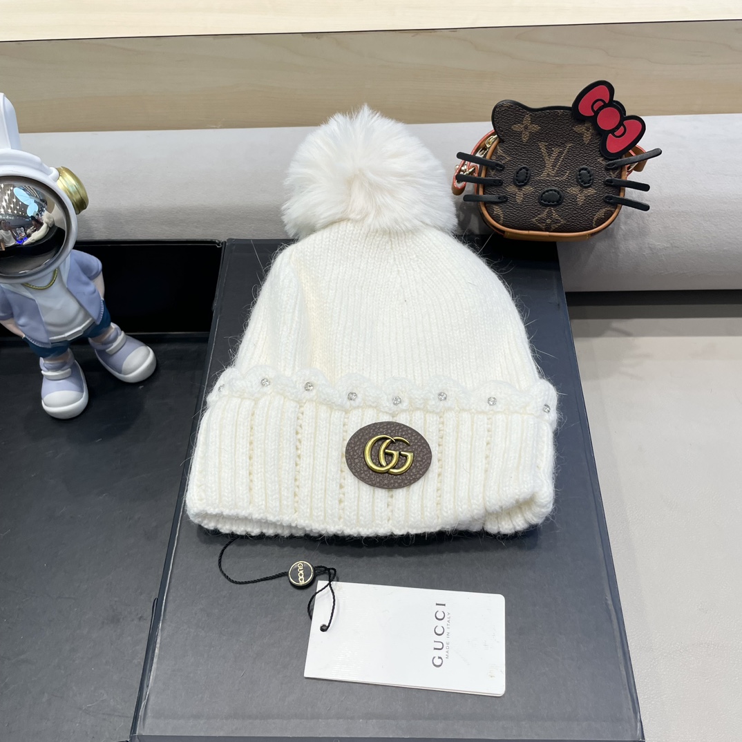 NO:212080,Gucci Gucci autumn and winter new wool hat, rabbit wool knitted fabric, men and women hat fisherman hat baseball hat knitted hat, hat, gucci, espadrilles, hats19860909Gucci古奇秋冬新款毛线帽,兔毛线针织面料,男女同款帽子渔夫帽棒球帽针织帽,帽子,gucci,espadrilles,hats,hat