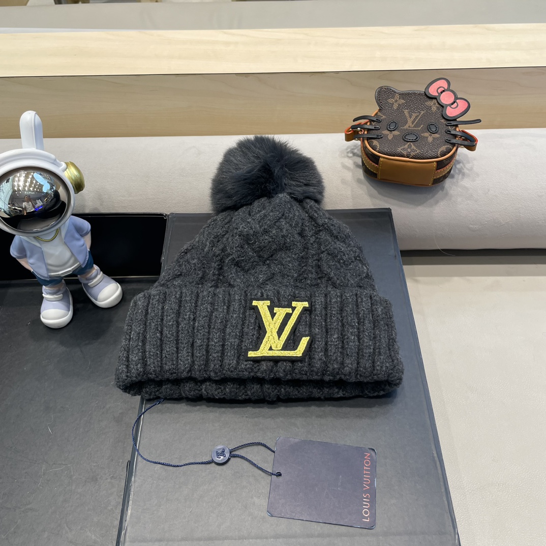 NO:212399,Louis Vuitton LV plus fluff hat women's winter warmth and thickened versatile cold hat windproof prank knit hat ear protection student hat fisherman hat baseball hat knit hat, hat, louis vuitton, louis vuitton, espadrilles, hats19860909路易威登lv加绒毛线帽女款冬季保暖加厚百搭冷帽防风麻花针织帽护耳学生帽子帽子渔夫帽棒球帽针织帽,帽子,louis vuitton,louis vuitton,espadrilles,hats,hat