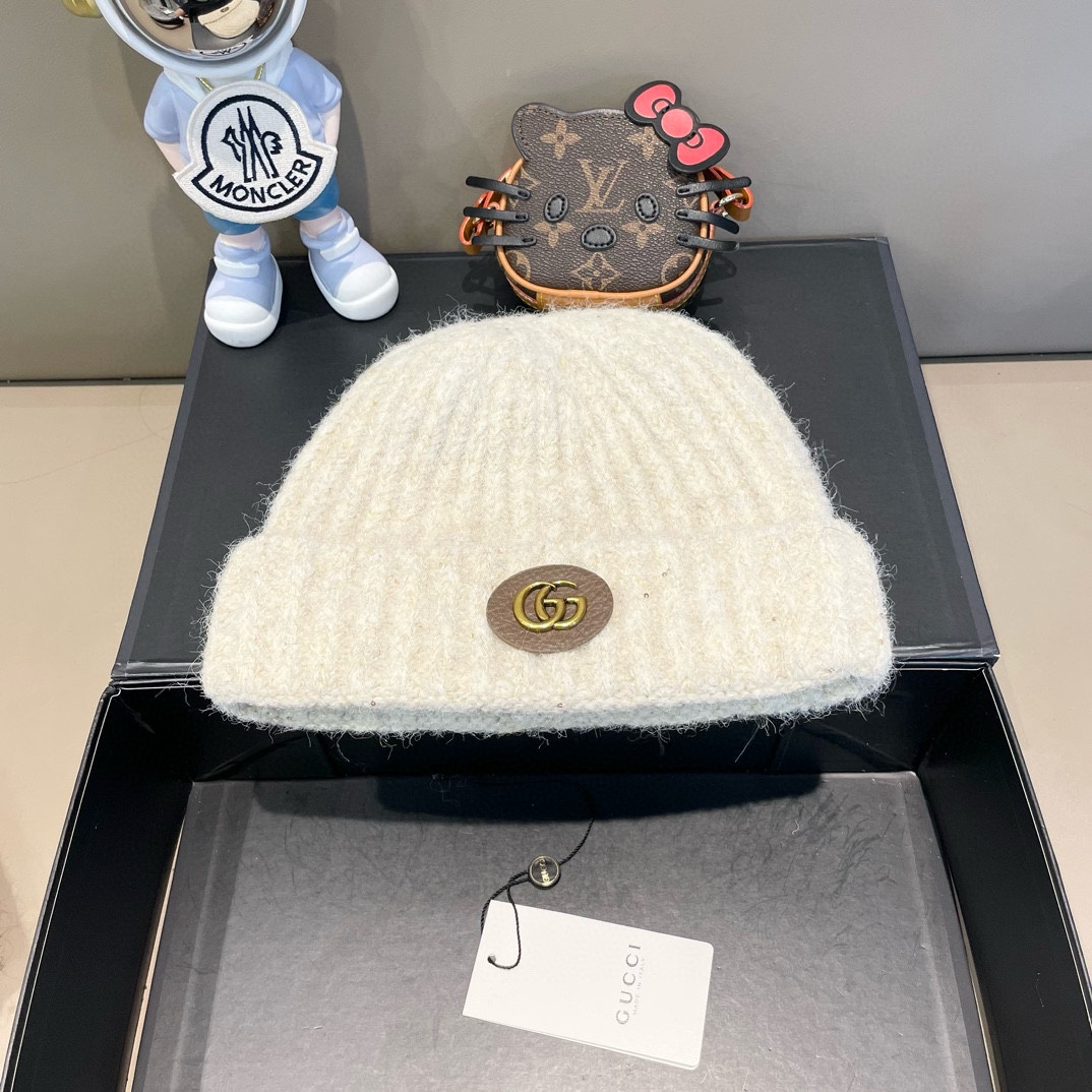 Gucci Guchi nuevo gorro de punto de otoño e invierno, forro grueso, gorro frío de otoño e invierno, 4 colores de gran v…