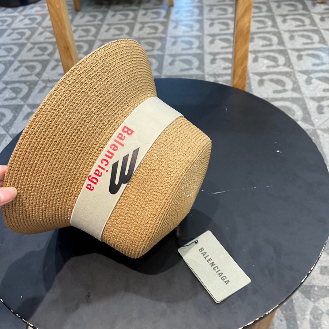  Balenciaga（巴黎世家）2025早春新款韩版休闲时尚，质地硬朗，手感非常好，名媛必备！遮阳帽女