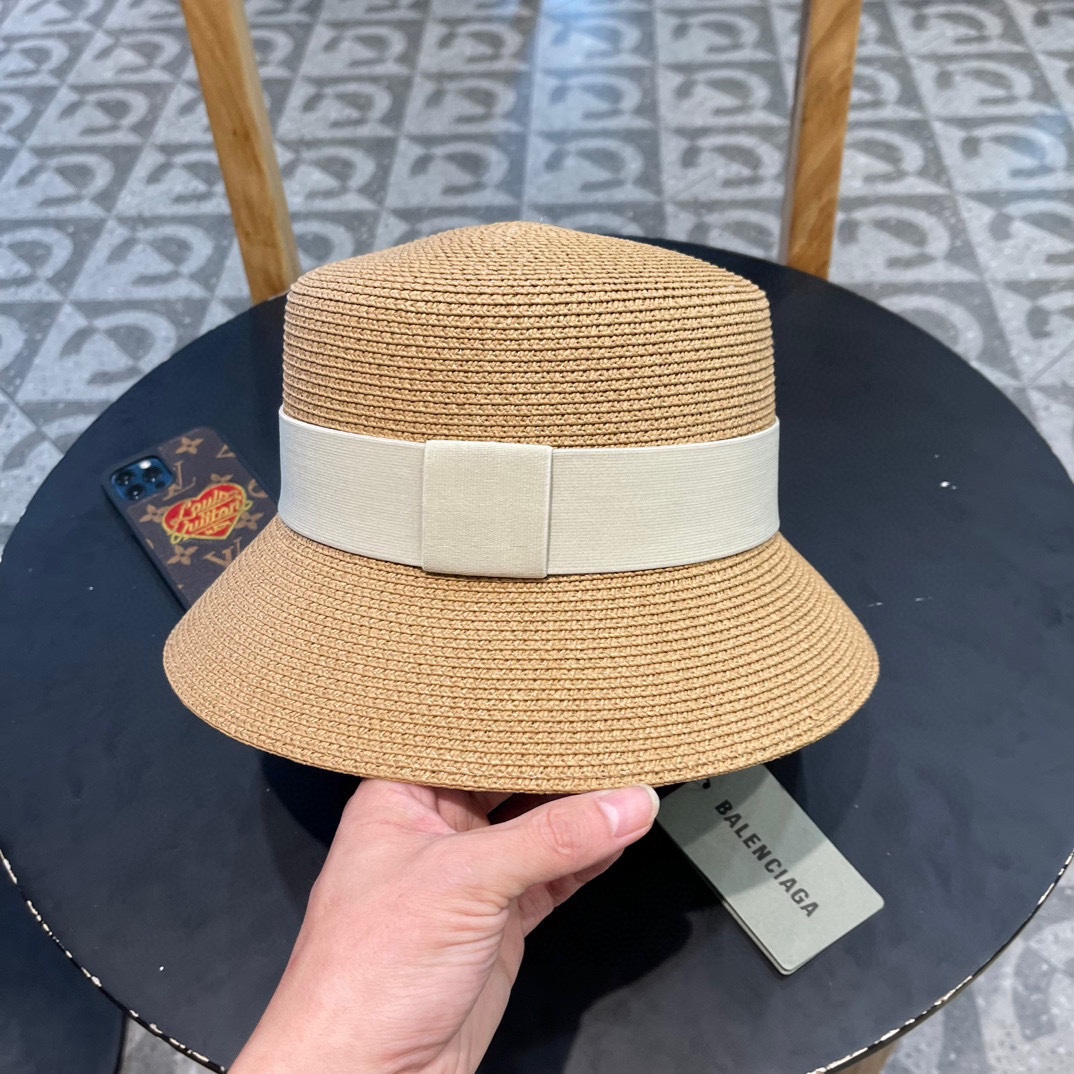  Balenciaga（巴黎世家）2025早春新款韩版休闲时尚，质地硬朗，手感非常好，名媛必备！遮阳帽女