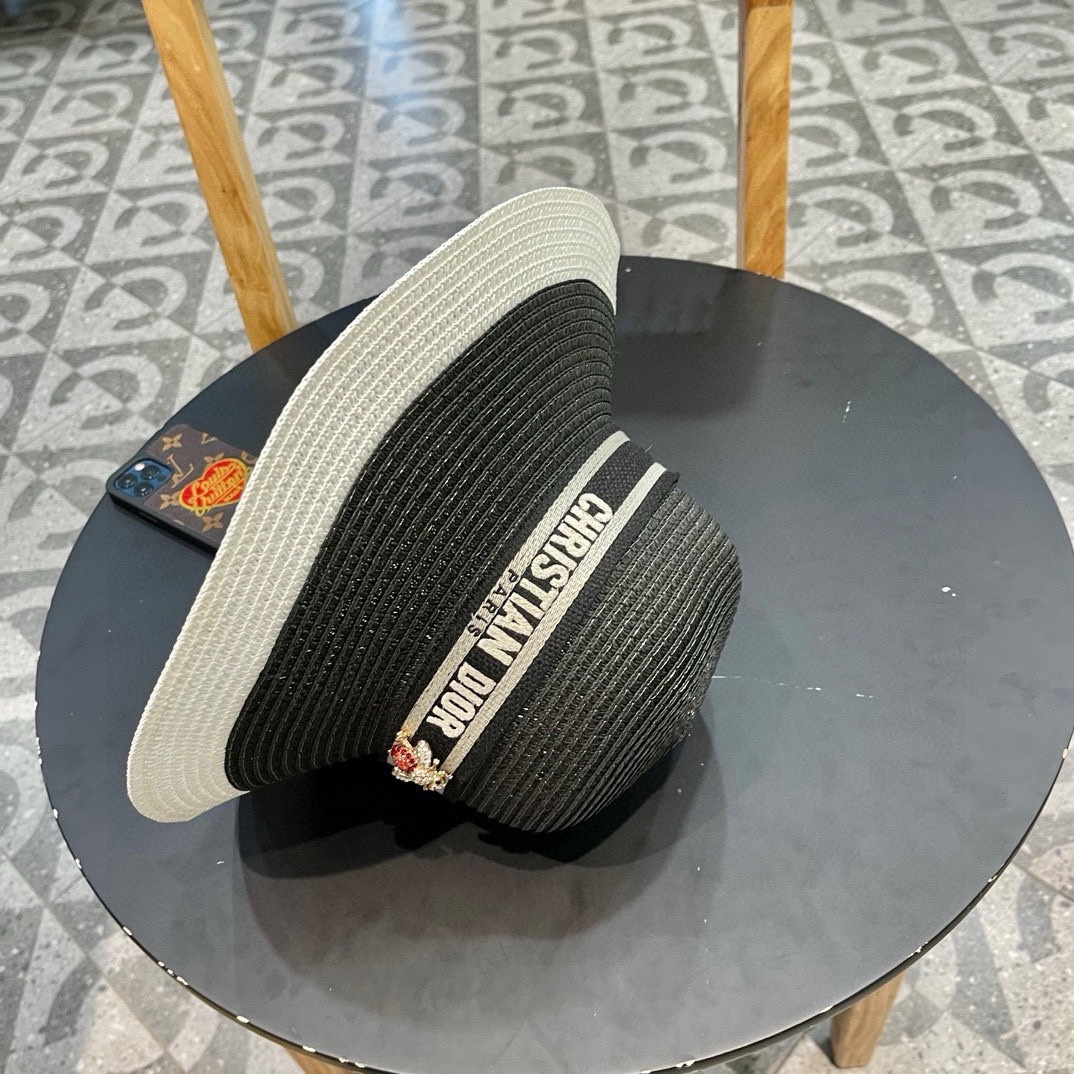 Dior迪奥夏季新款草帽，拼色设计，头围57cm