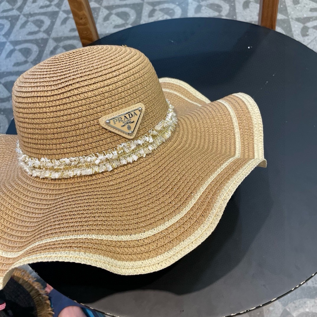 PRADA普拉达 2024新款荷叶边大沿礼帽盆帽草帽，出街必备超好搭配，有调节绳