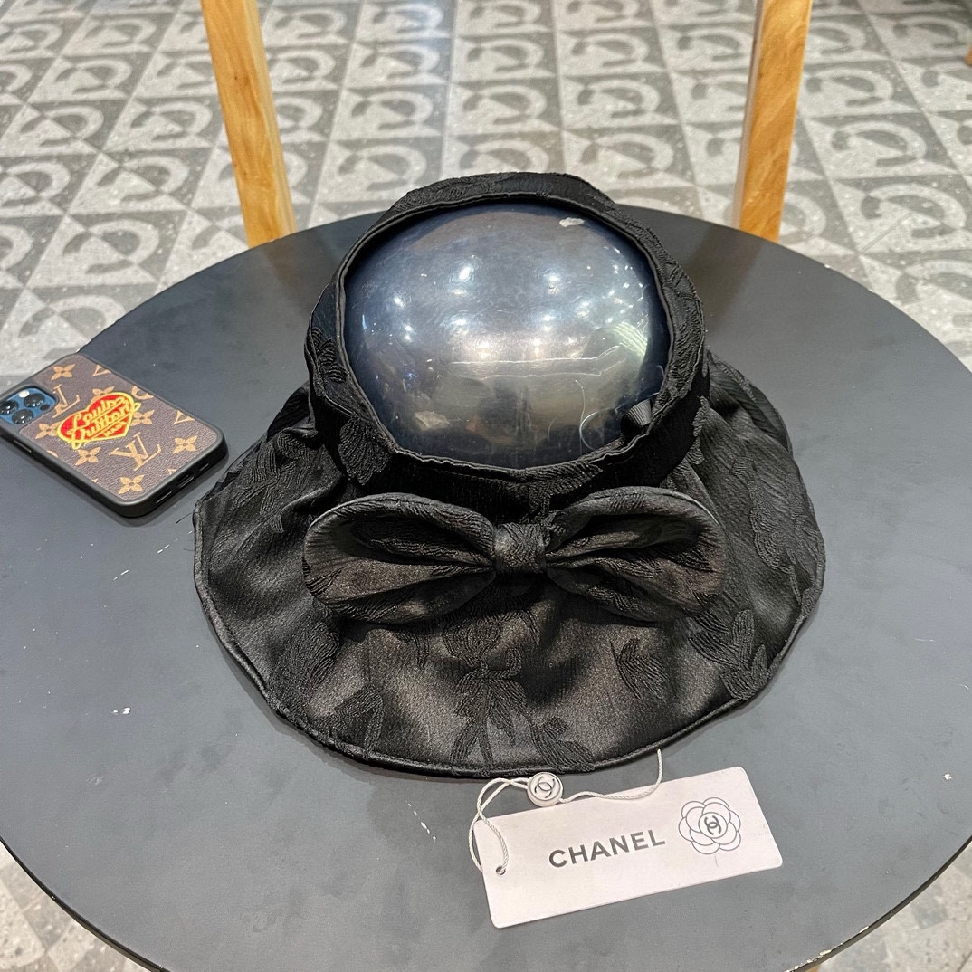 香奈儿 国风面料遮阳帽，蝴蝶结空顶渔夫帽，简约百搭，头围57cm