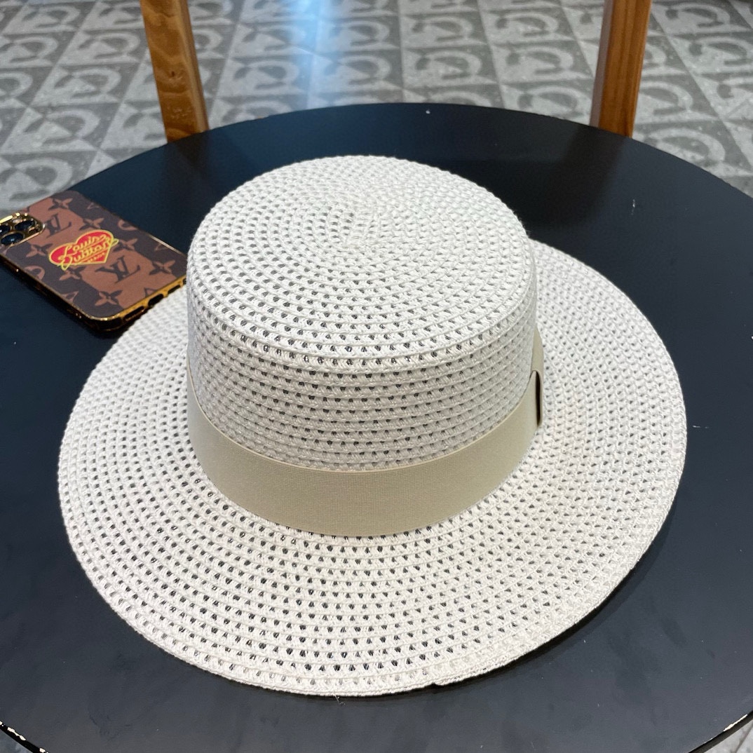  【PRADA普拉达】新款大牌织带镂空平顶草帽，出街必备超好搭配，赶紧入手！