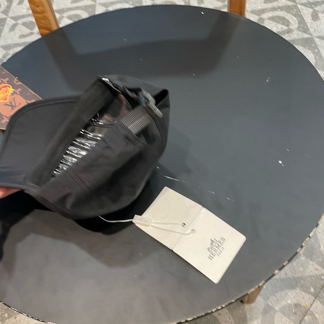  新款出货 HERMÈS (爱马仕)2025最新款速干棒球帽，正品开模订制，做工细致，时尚帅气质量超赞！