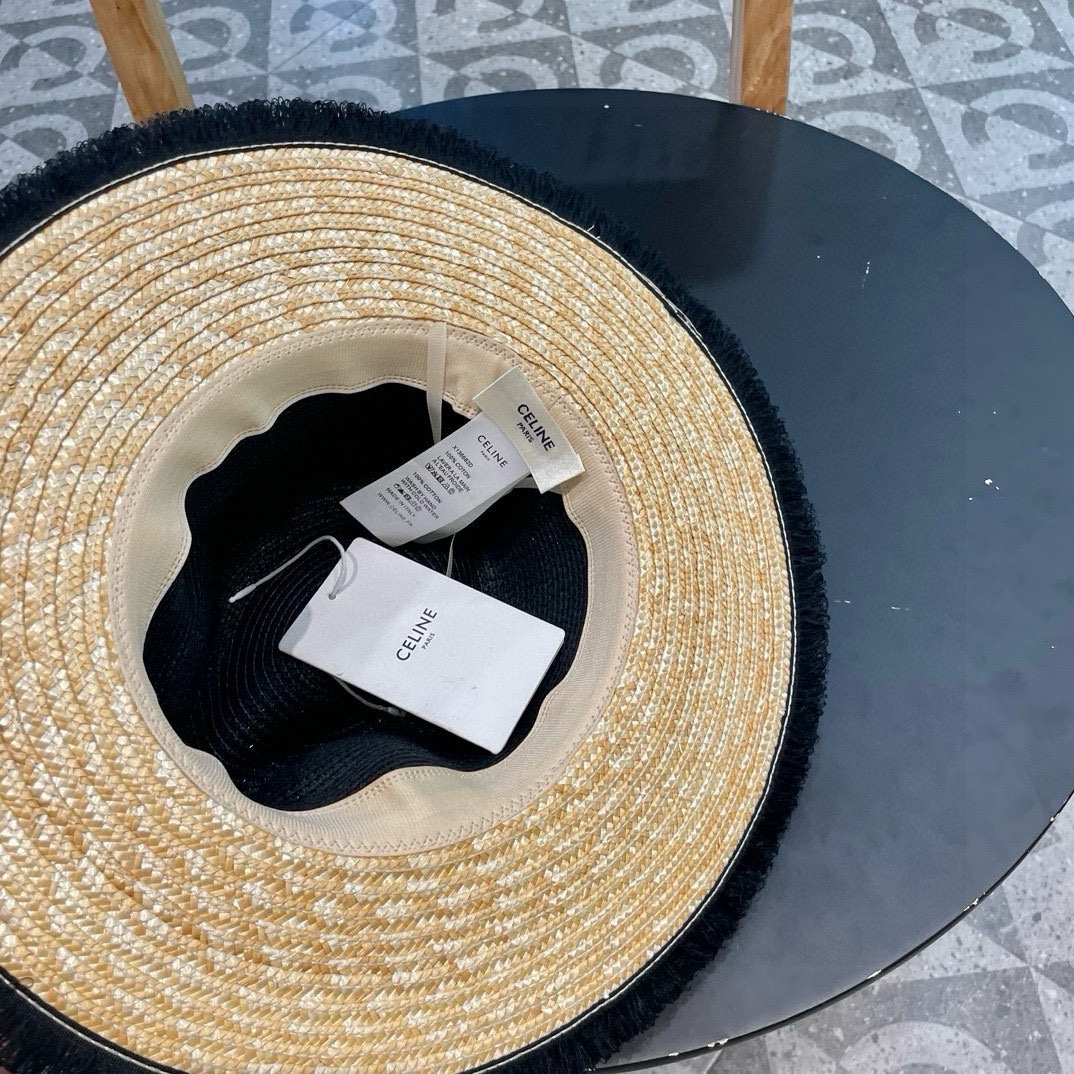 【CELINE赛琳】新款拼接草编遮阳草帽盆帽🤩沙滩风，简约大方，百搭单品～出街首选，新款帽型超美腻，新品
