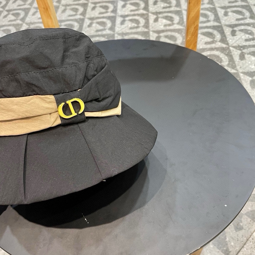  DIOR迪奥 薄款渔夫帽子女款新款夏天透气防晒遮阳帽显脸小户外速干盆帽