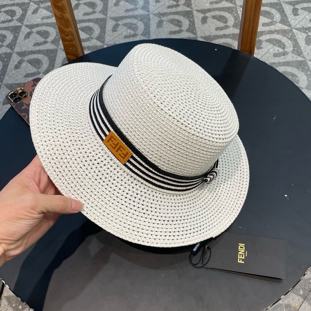 FD芬迪新款草帽，拉菲草制作，拼老花FF面料，名媛必备，头围57cm