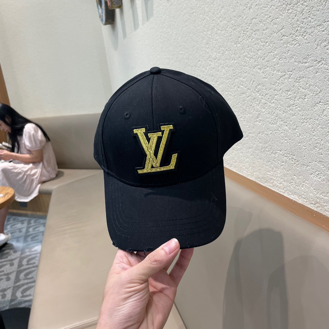 LV路易威登新款原单棒球帽， 暗纹印花，专柜1:1开模订制，原版牛津布料+头层牛皮，纯棉内里，轻盈透气！