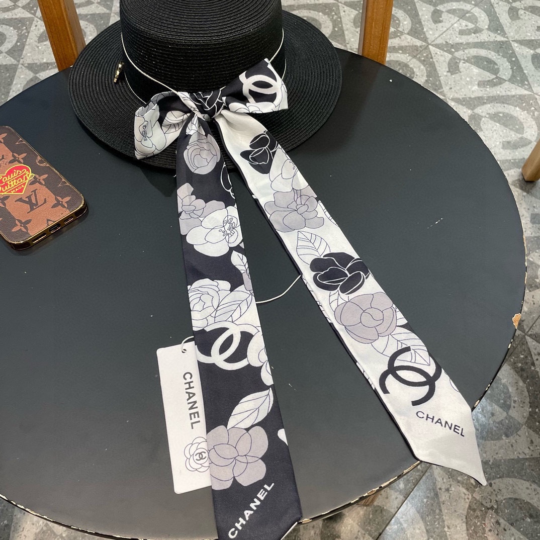   Chanel香奈儿草帽，遮阳沙滩帽，搭配香奈儿飘带，高级定制，头围57cm 四个色