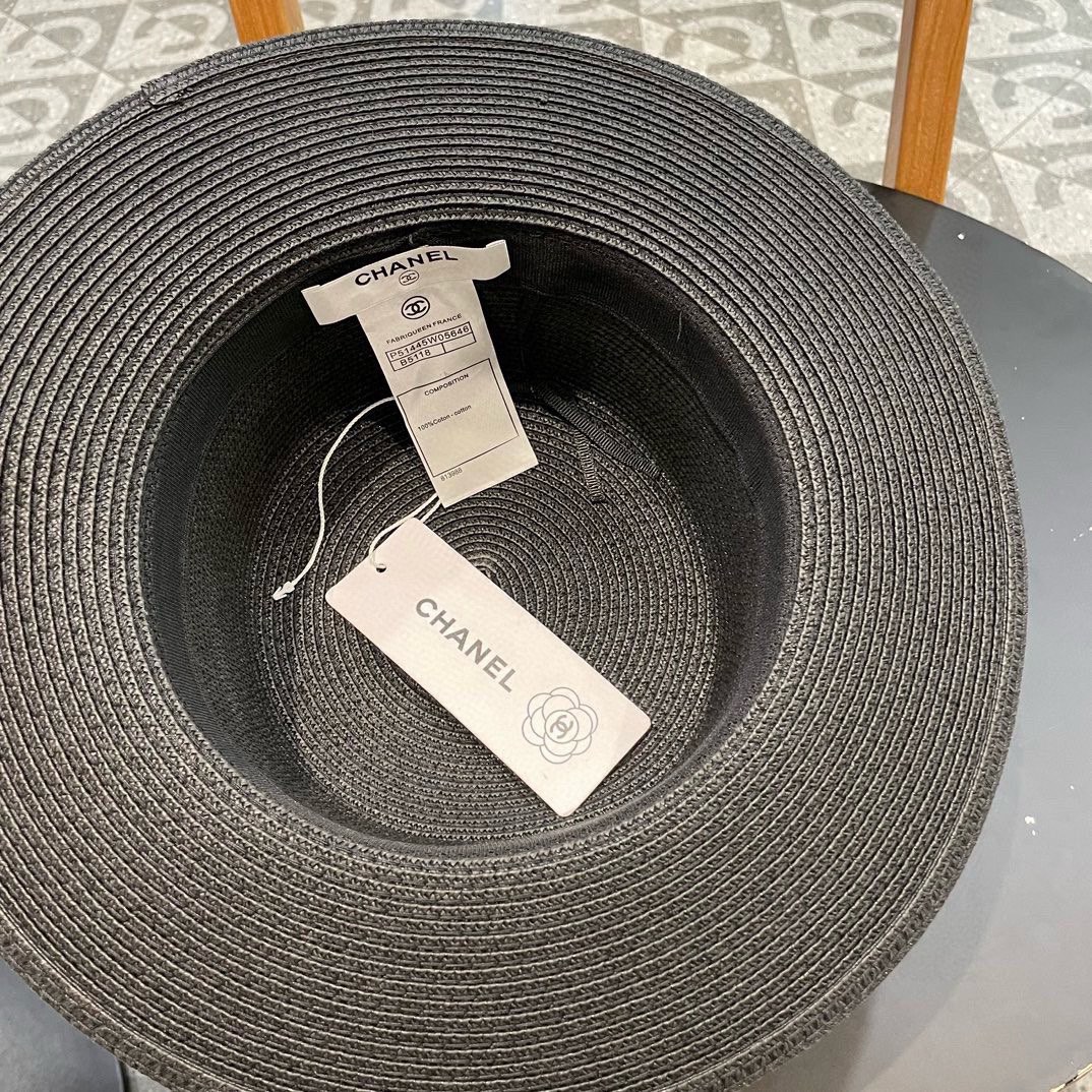   Chanel香奈儿草帽，遮阳沙滩帽，搭配香奈儿飘带，高级定制，头围57cm 四个色
