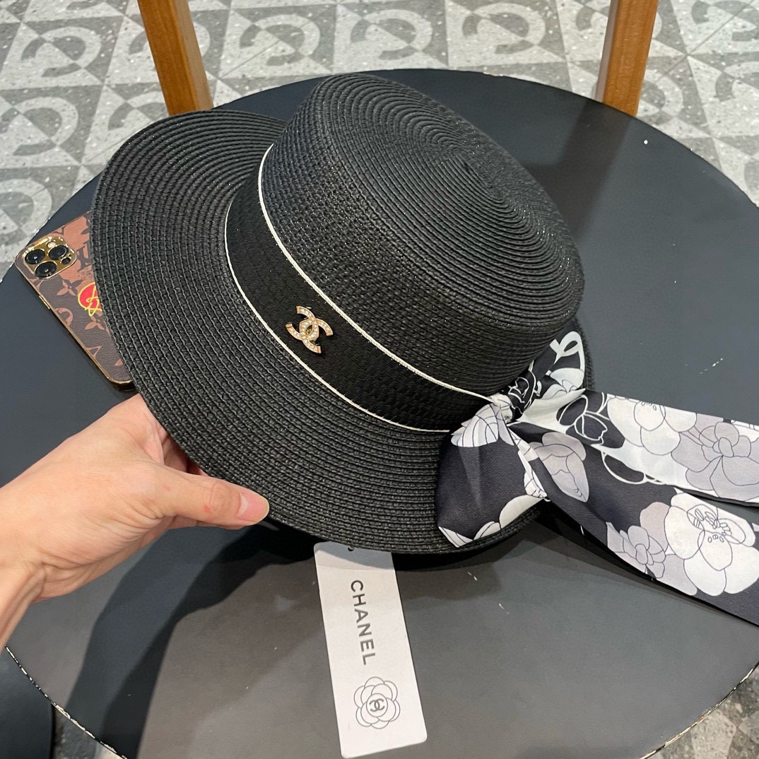   Chanel香奈儿草帽，遮阳沙滩帽，搭配香奈儿飘带，高级定制，头围57cm 四个色