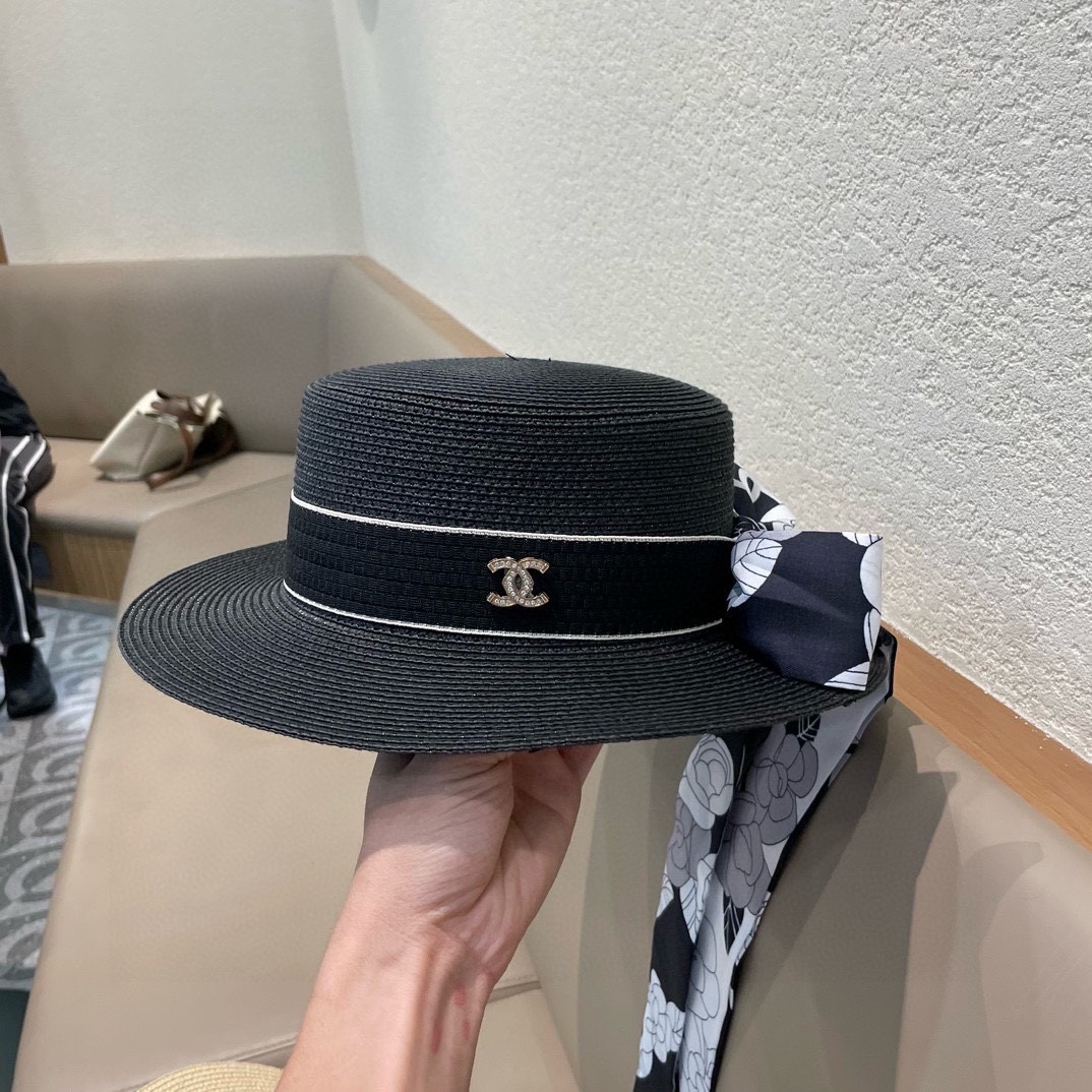   Chanel香奈儿草帽，遮阳沙滩帽，搭配香奈儿飘带，高级定制，头围57cm 四个色