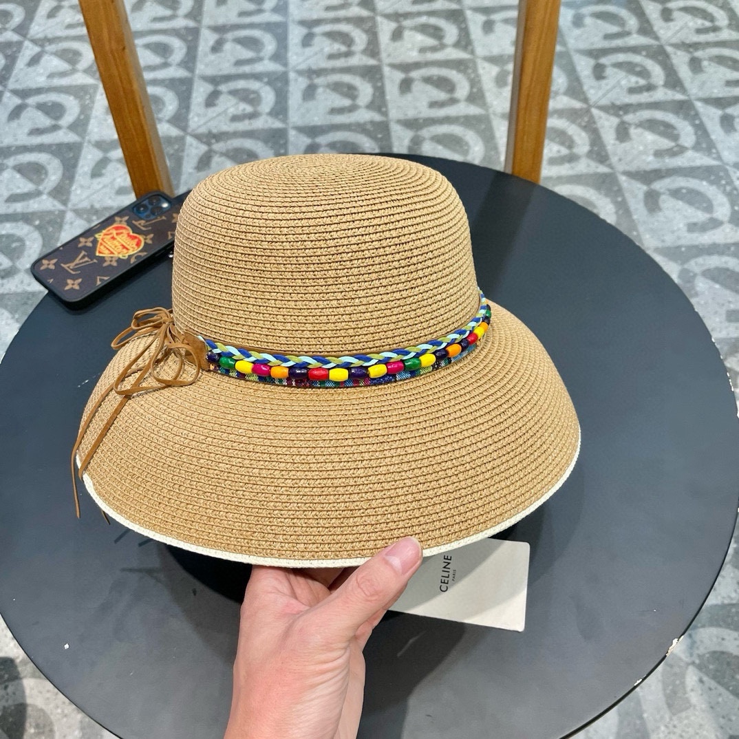 【赛琳】2026的新款草编遮阳草帽盆帽🤩沙滩风，简约大方，百搭单品～出街首选，新款帽型超美腻，新品上架