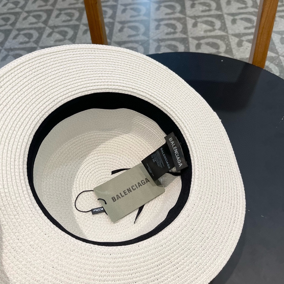  巴黎世家BALENCIAGA 早春新款韩版休闲遮阳防晒草帽 时尚百搭色，网红爆款 出门必备