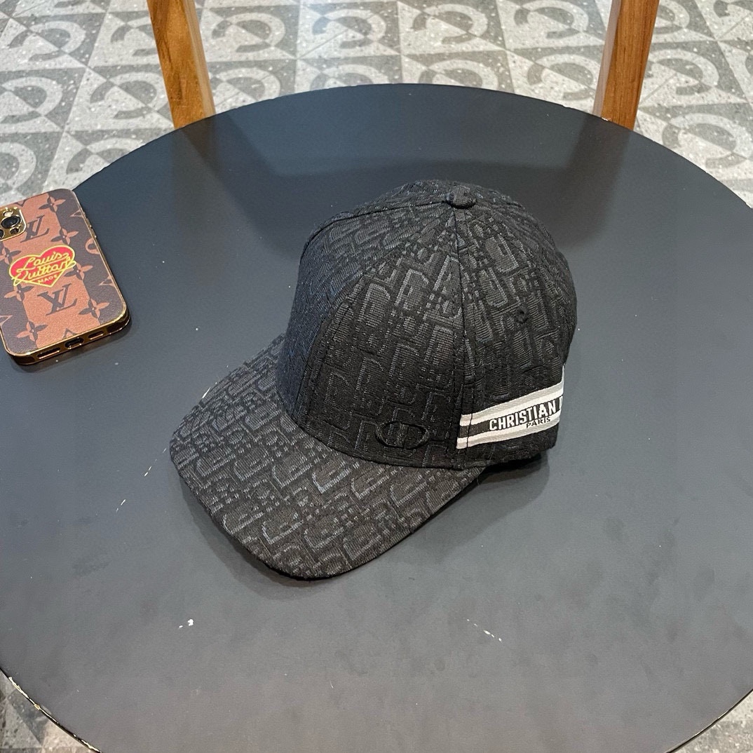 NO:230077,[DIOR] New counter synchronous embroidered simple baseball cap, popular, big brand synchronized, super easy to match, shipped!  Hat straw hat fisherman hat baseball hat, hat, dior, dior, espadrilles, hats19860909【DIOR迪奥】新款专柜同步刺绣简约棒球帽,爆款,大牌同步,超好搭配,出货！帽子草帽渔夫帽棒球帽,帽子,dior,dior,espadrilles,hats,hat