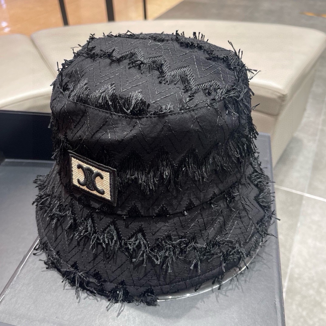 NO:223925,【CELINE】The new spring fisherman hat, the Arc de Triomphe elements are super easy to match, the street-going hat, straw hat, fisherman hat, baseball hat, knit hat, hat, celine, celine, espadrilles, hats19860909【CELINE赛琳】春新款渔夫帽,凯旋门元素超好搭配,出街单品帽子草帽渔夫帽棒球帽针织帽,帽子,celine,celine,espadrilles,hats,hat