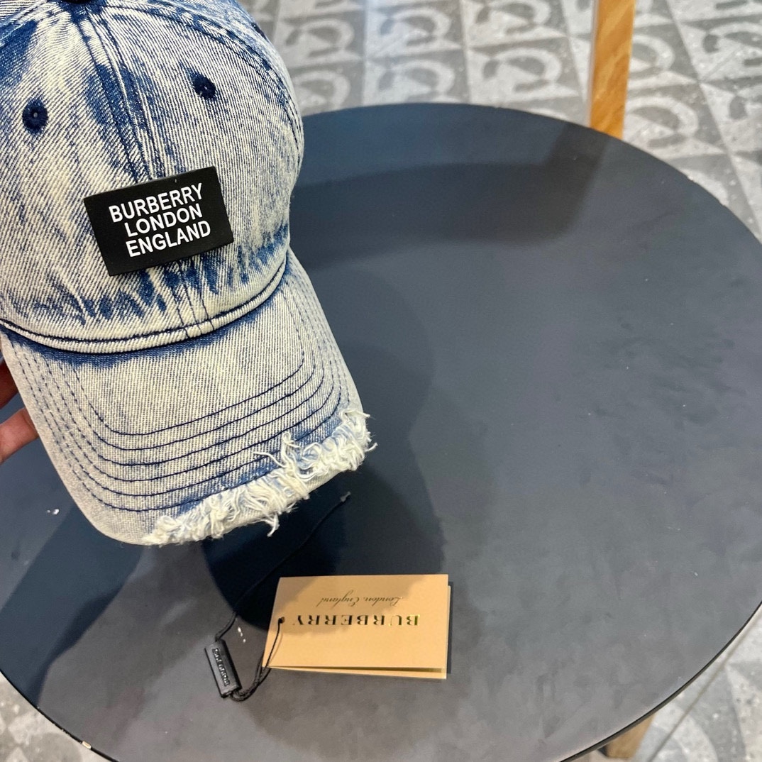  🧢Burberry（巴宝莉）2024新款原单牛仔棒球帽  专柜热卖款纯棉内里，完美版型，原厂品质，独